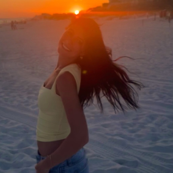 Meet your Posher, Brooklynn - Picture 1 of 1